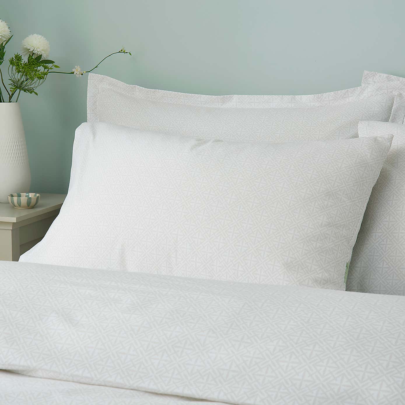 Carousel zoom image position 3 of 8