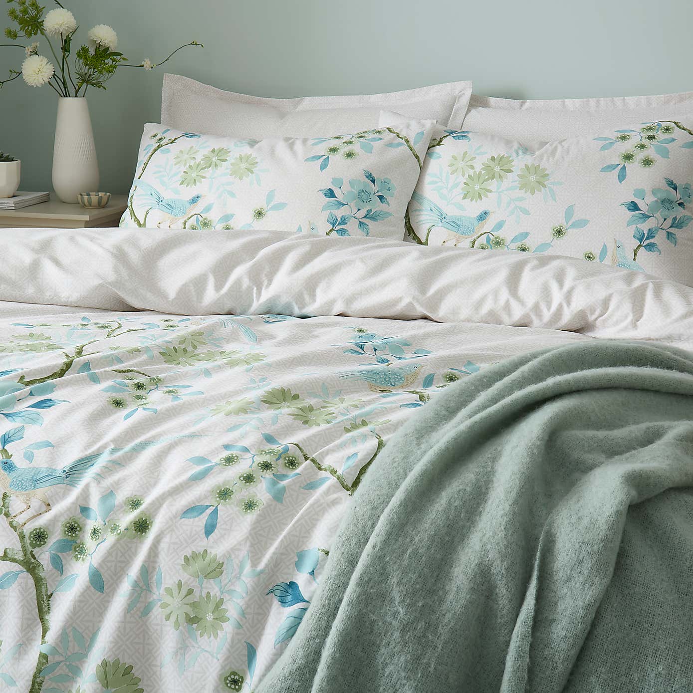 Carousel zoom image position 6 of 8