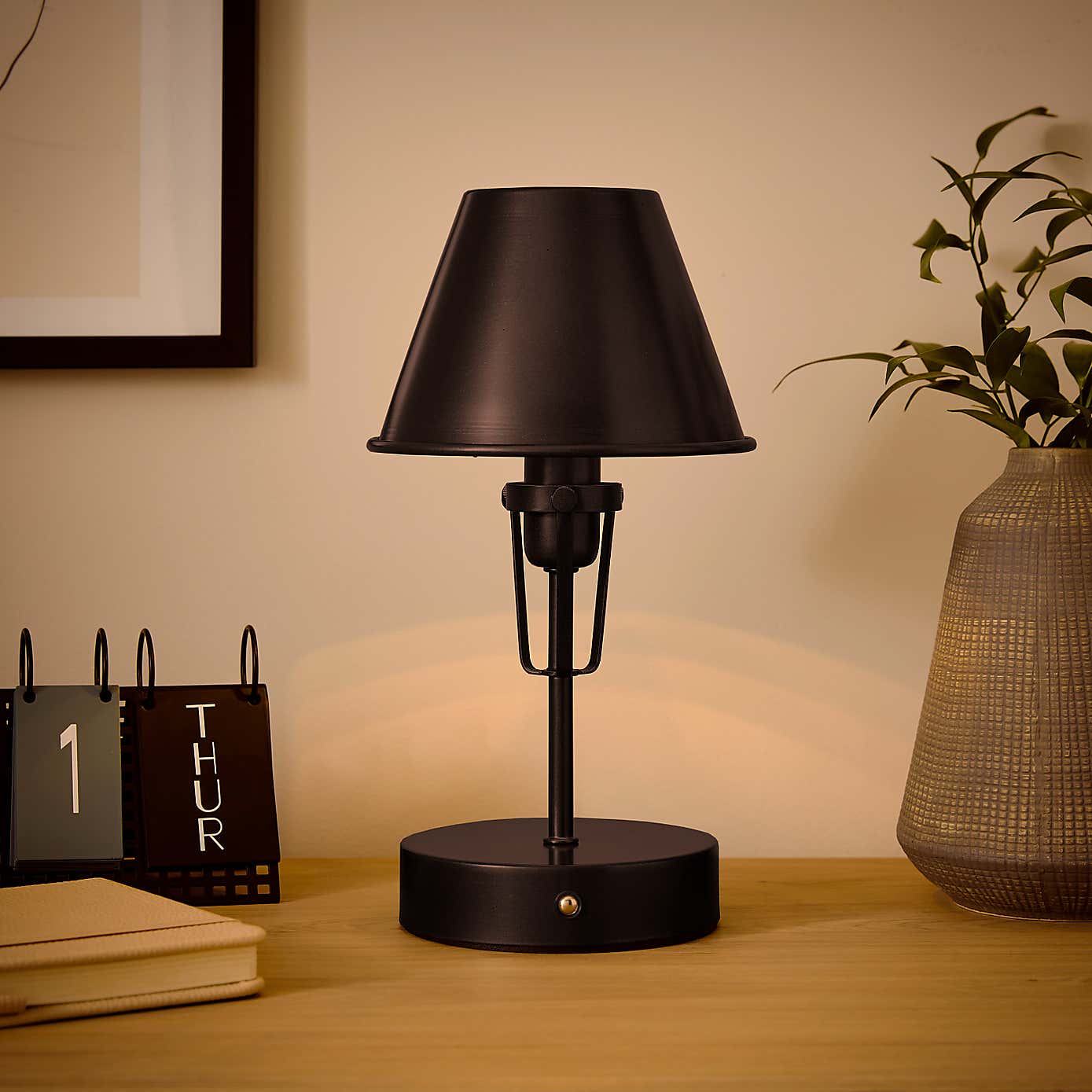 Carousel zoom image position 2 of 8