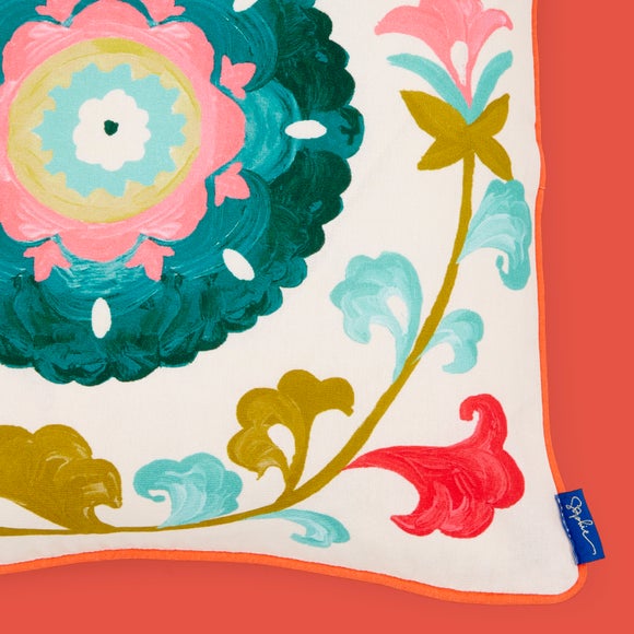 Carousel navigation image position 5 of 8