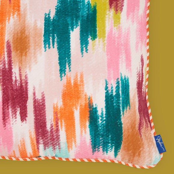 Carousel navigation image position 5 of 7