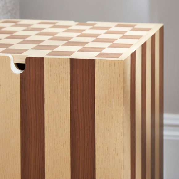 Carousel navigation image position 5 of 8