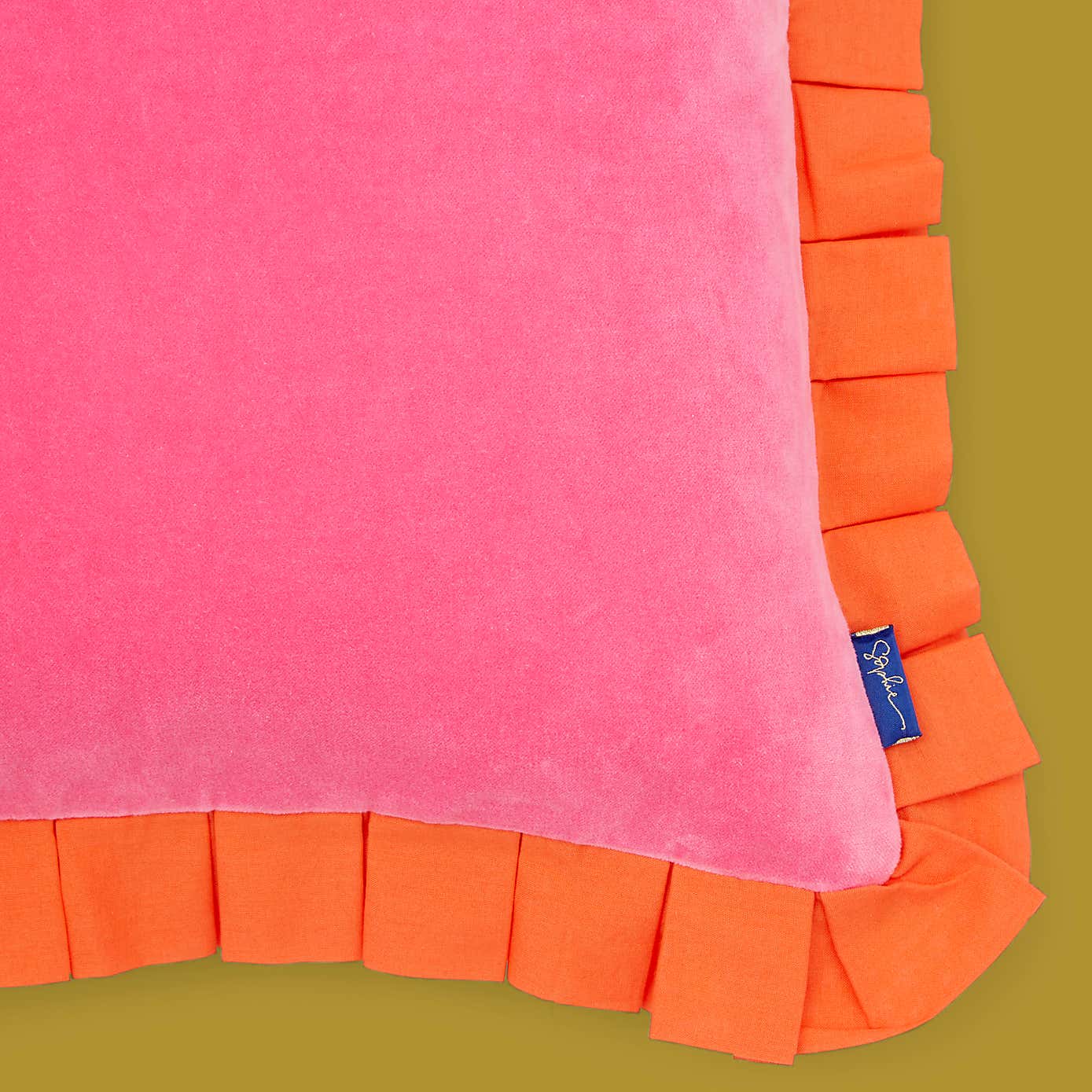 Carousel zoom image position 5 of 5