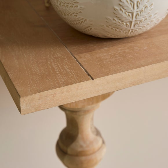 Carousel navigation image position 3 of 7