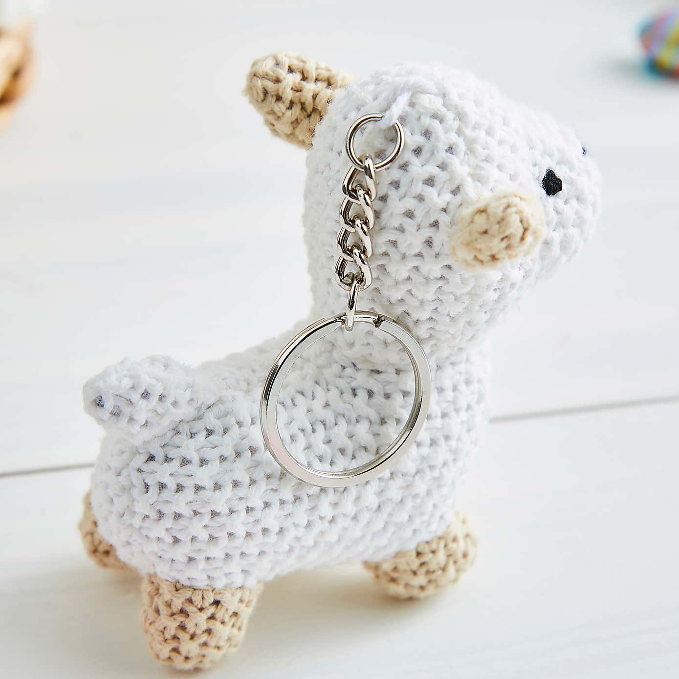 Carousel zoom image position 2 of 3