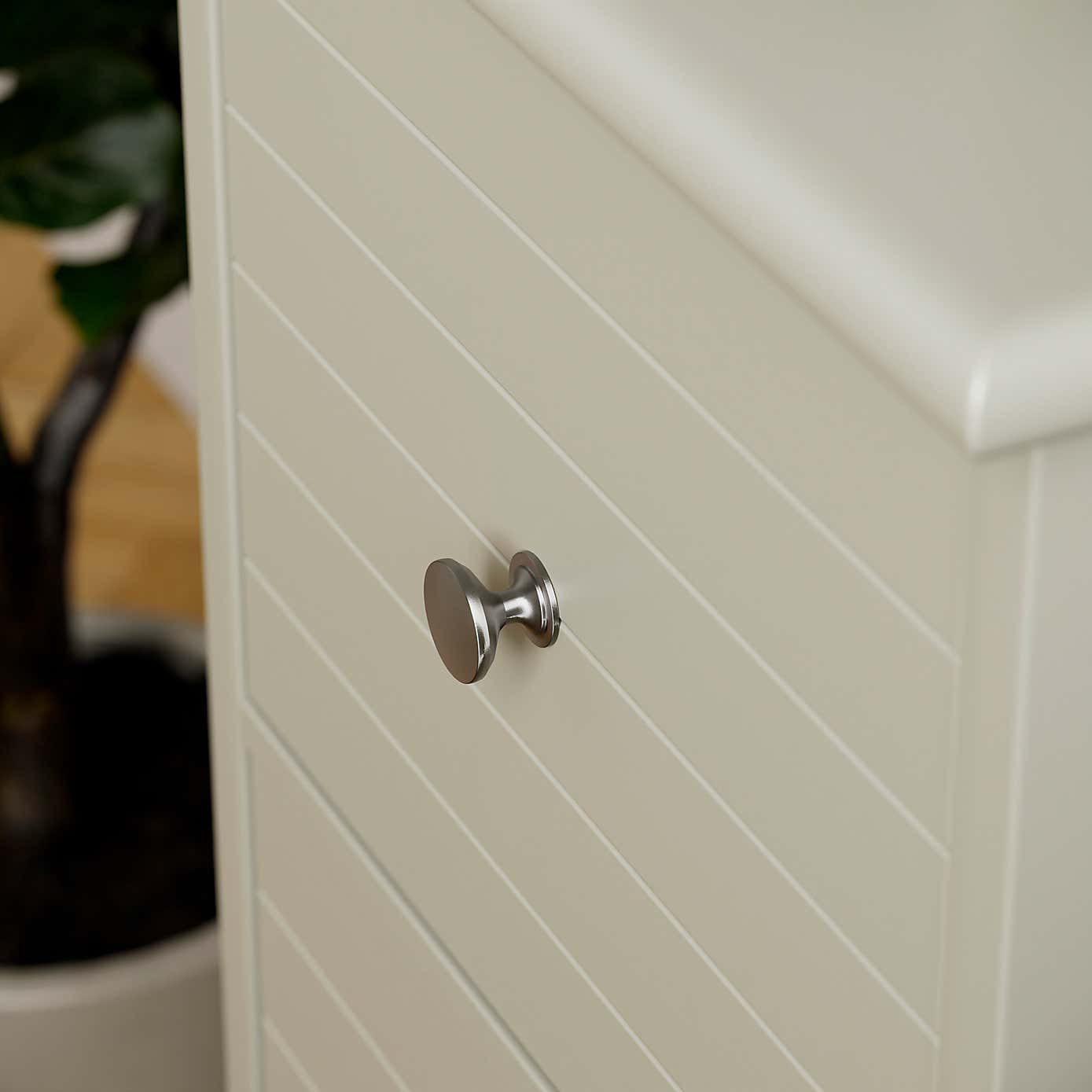 Carousel zoom image position 3 of 6