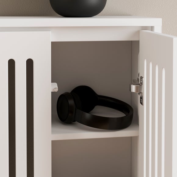 Carousel navigation image position 3 of 8