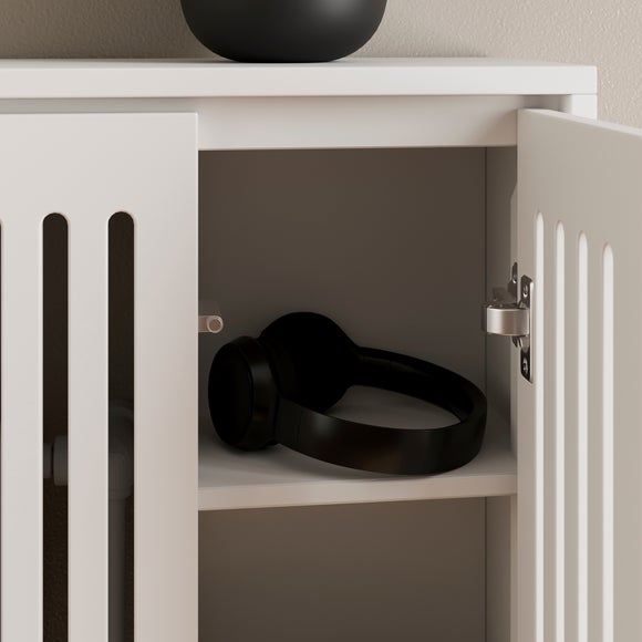 Carousel navigation image position 3 of 8