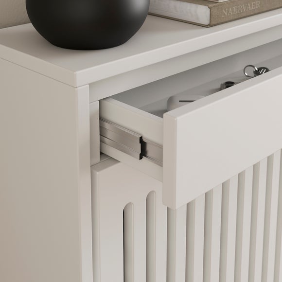 Carousel navigation image position 3 of 8