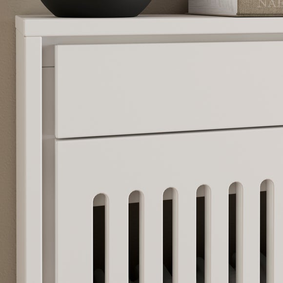 Carousel navigation image position 4 of 8