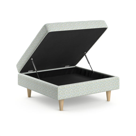 Carousel navigation image position 9 of 10