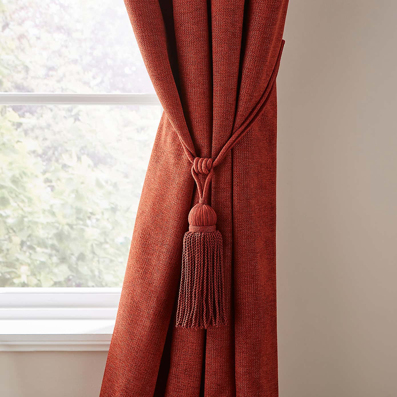 Carousel zoom image position 1 of 2