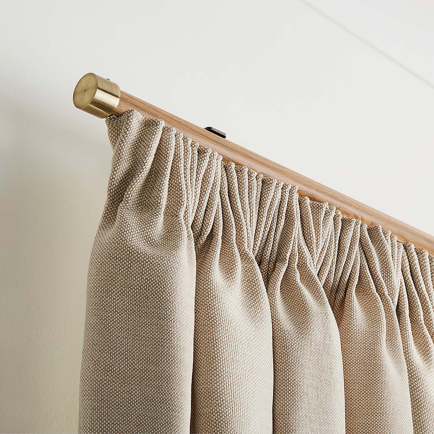 Carousel zoom image position 2 of 3