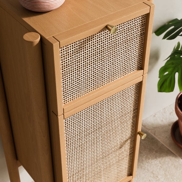 Carousel navigation image position 4 of 8