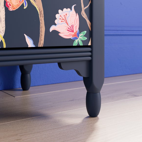 Carousel navigation image position 5 of 7