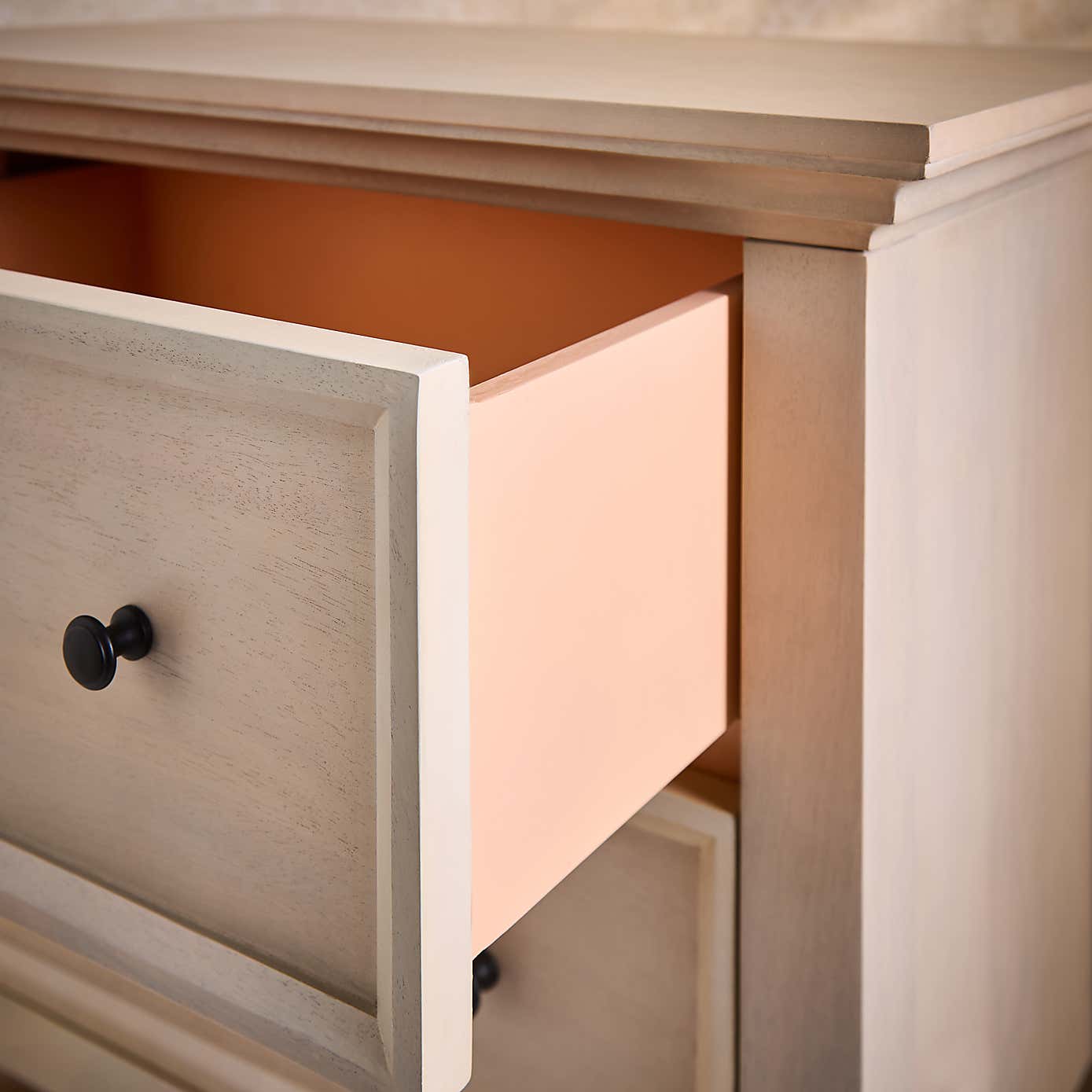 Carousel zoom image position 5 of 7