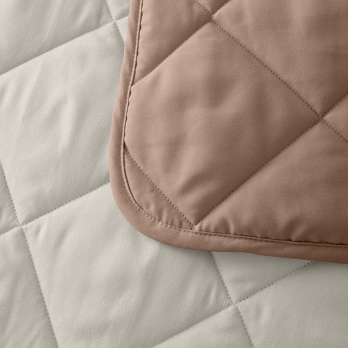 Carousel zoom image position 3 of 3