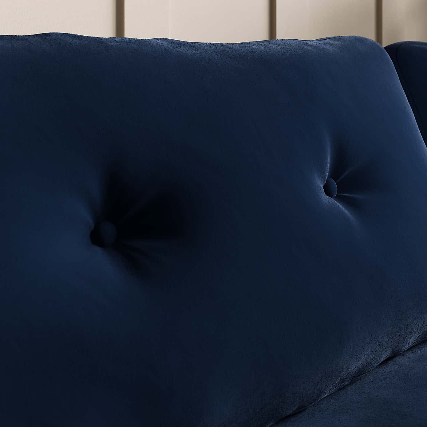 Carousel zoom image position 4 of 7