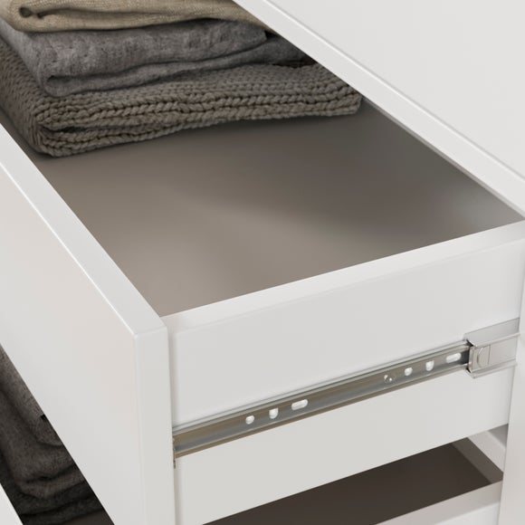 Carousel navigation image position 3 of 7