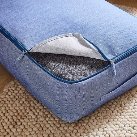 Carousel navigation image position 2 of 3