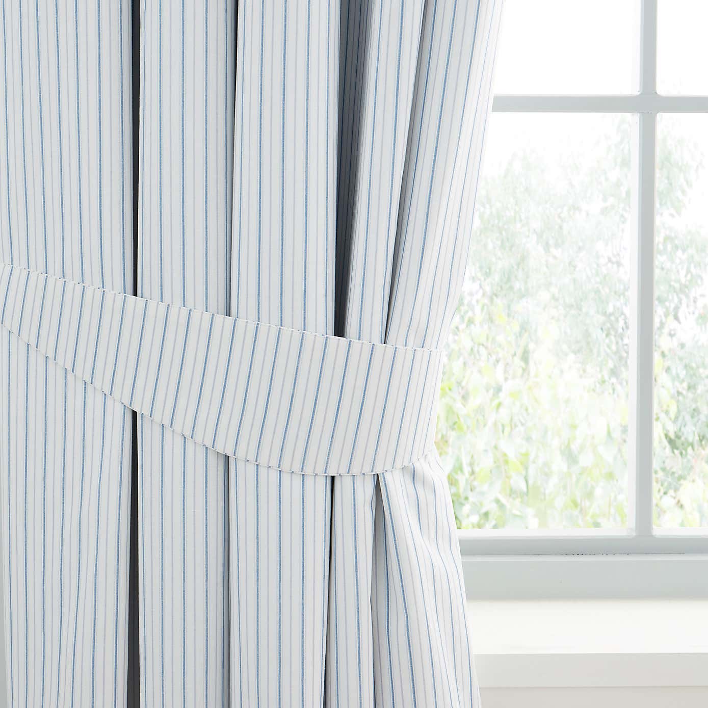 Carousel zoom image position 4 of 4