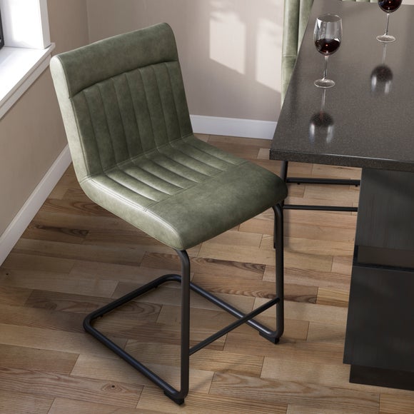 Carousel navigation image position 5 of 8