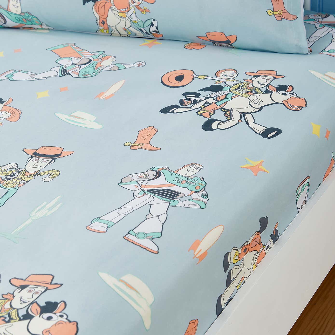 Carousel zoom image position 2 of 3