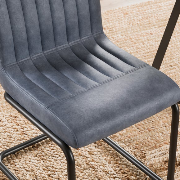 Carousel navigation image position 4 of 9