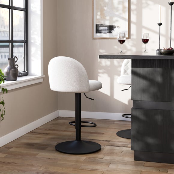 Carousel navigation image position 2 of 8