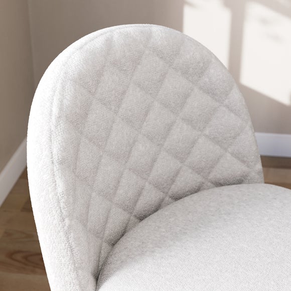 Carousel navigation image position 3 of 8