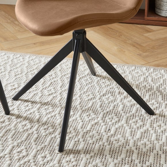 Carousel navigation image position 3 of 7