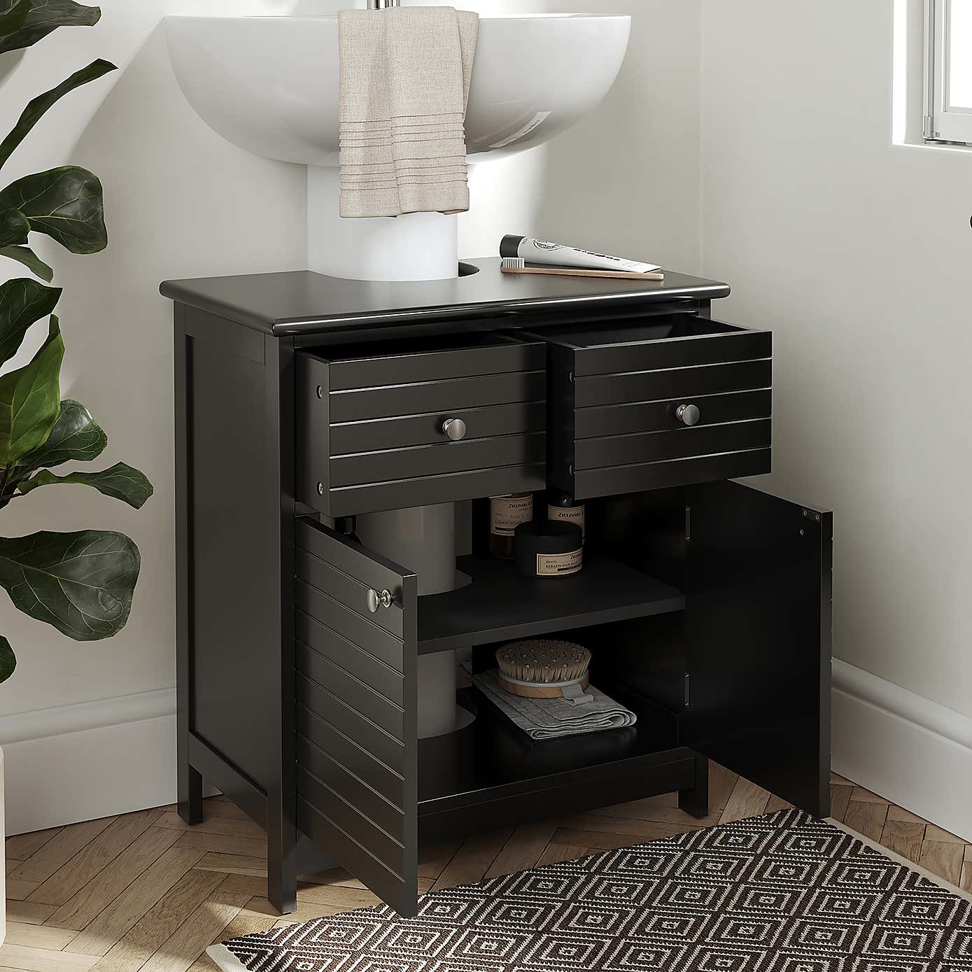 Carousel zoom image position 2 of 6