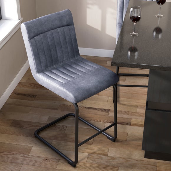 Carousel navigation image position 5 of 8