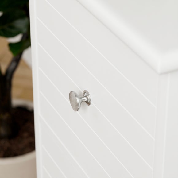 Carousel navigation image position 3 of 7