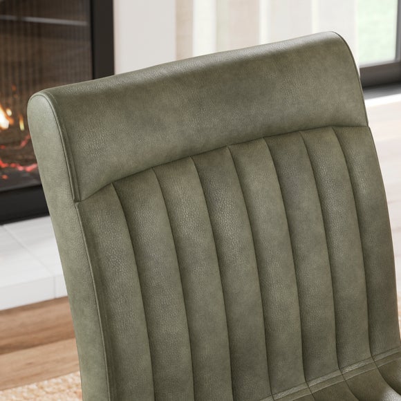 Carousel navigation image position 3 of 9