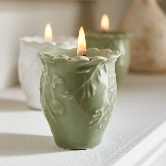 Carousel navigation image position 2 of 3