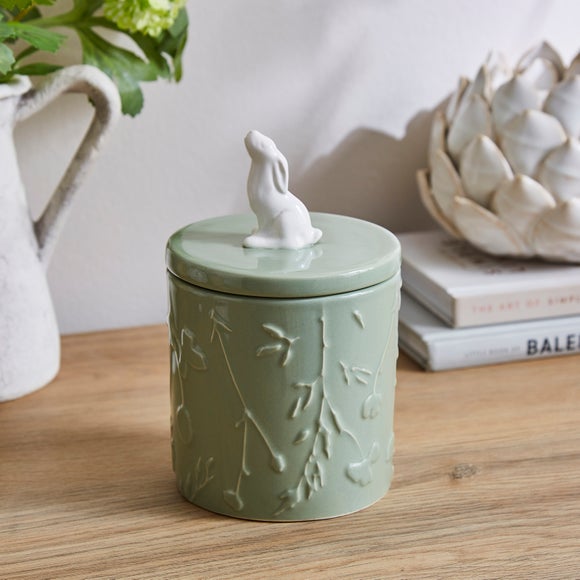 Carousel navigation image position 2 of 3