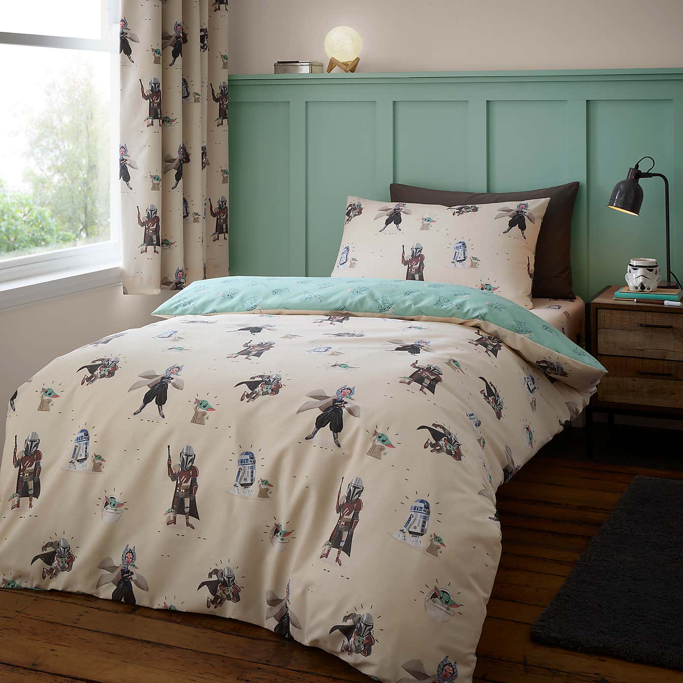 Carousel zoom image position 2 of 10