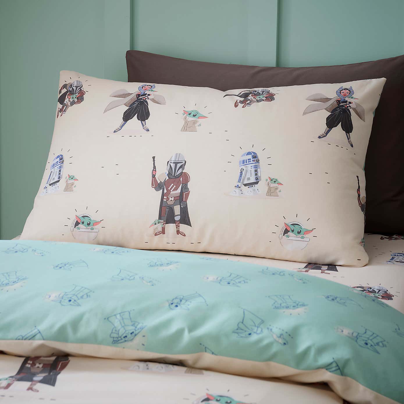 Carousel zoom image position 4 of 10