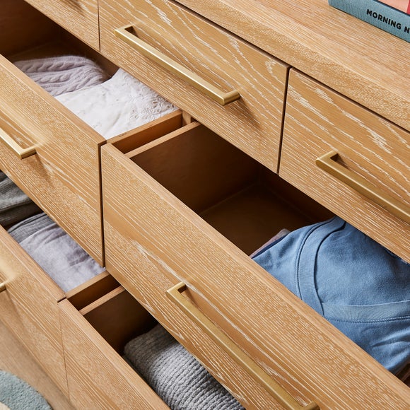 Carousel navigation image position 3 of 8