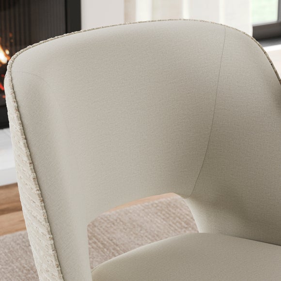 Carousel navigation image position 3 of 8