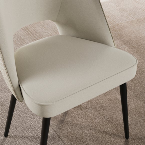 Carousel navigation image position 4 of 8