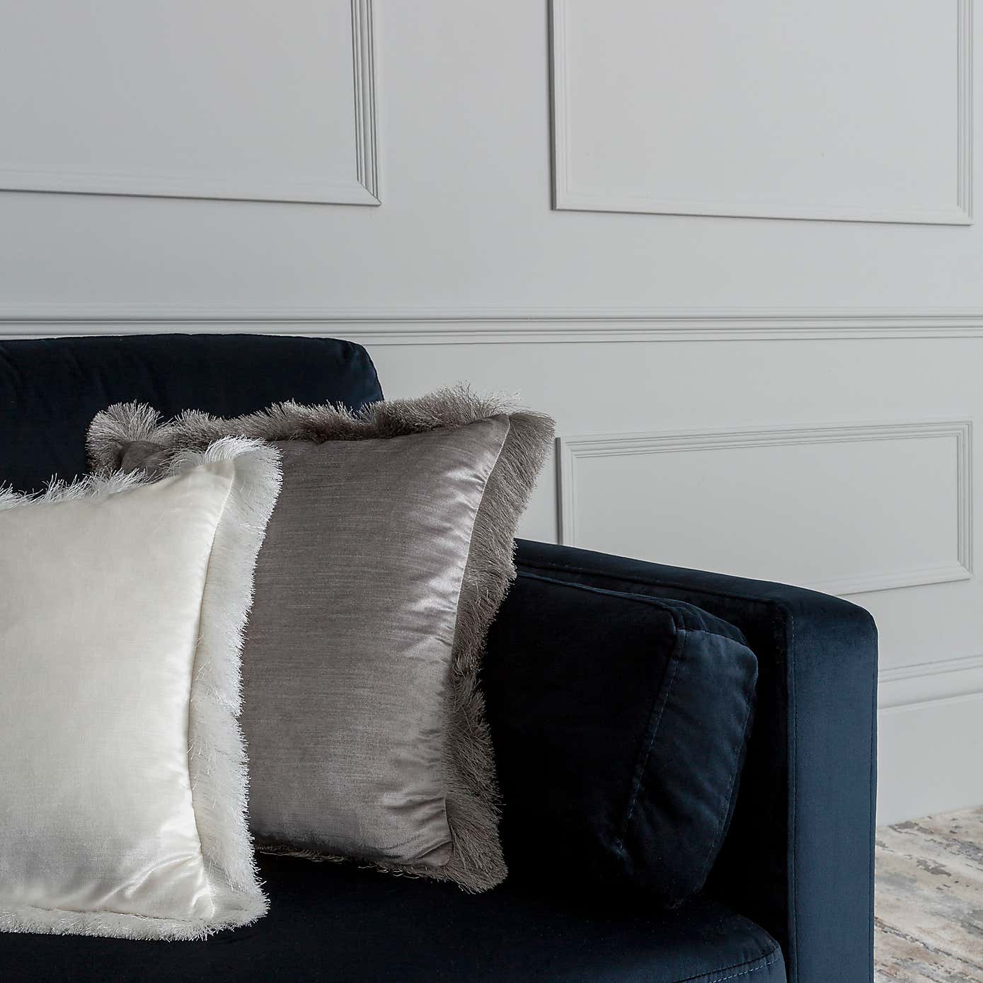 Carousel zoom image position 4 of 6