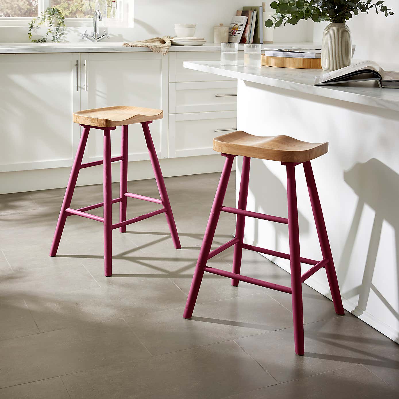 Carousel zoom image position 2 of 6