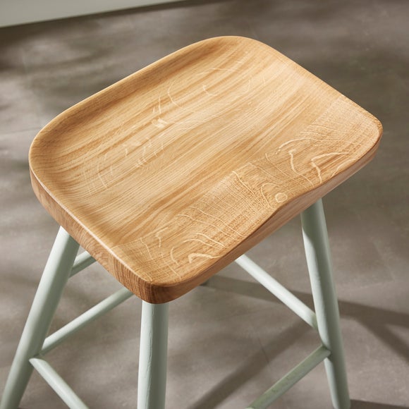 Carousel navigation image position 3 of 6