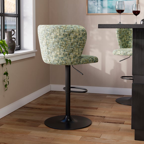 Carousel navigation image position 4 of 7