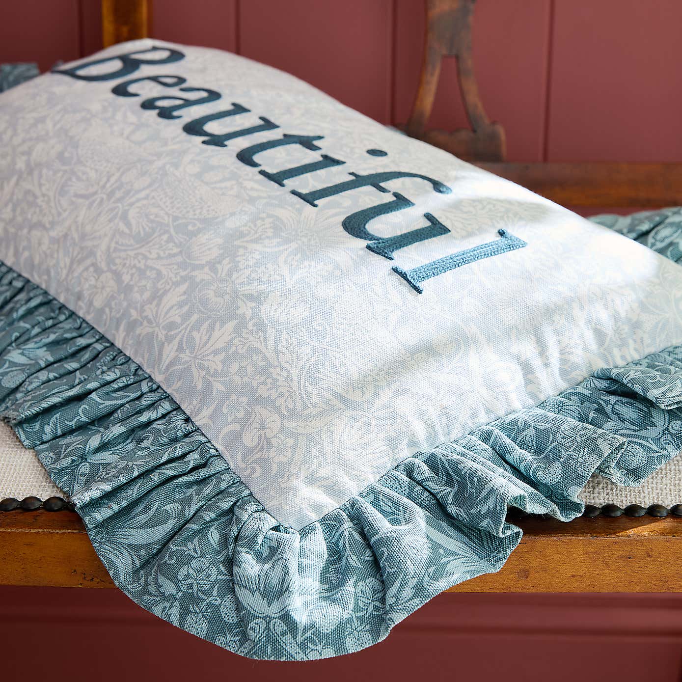 Carousel zoom image position 6 of 7