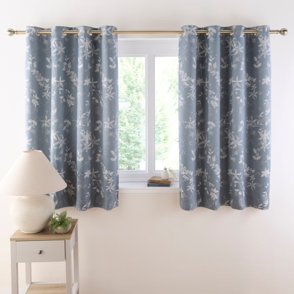 Carousel navigation image position 4 of 7