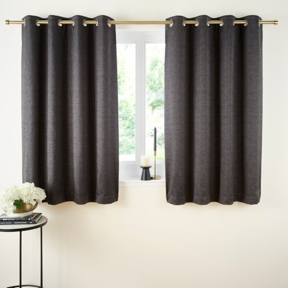 Carousel navigation image position 5 of 8