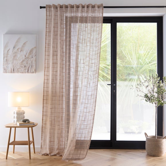 Carousel navigation image position 2 of 3